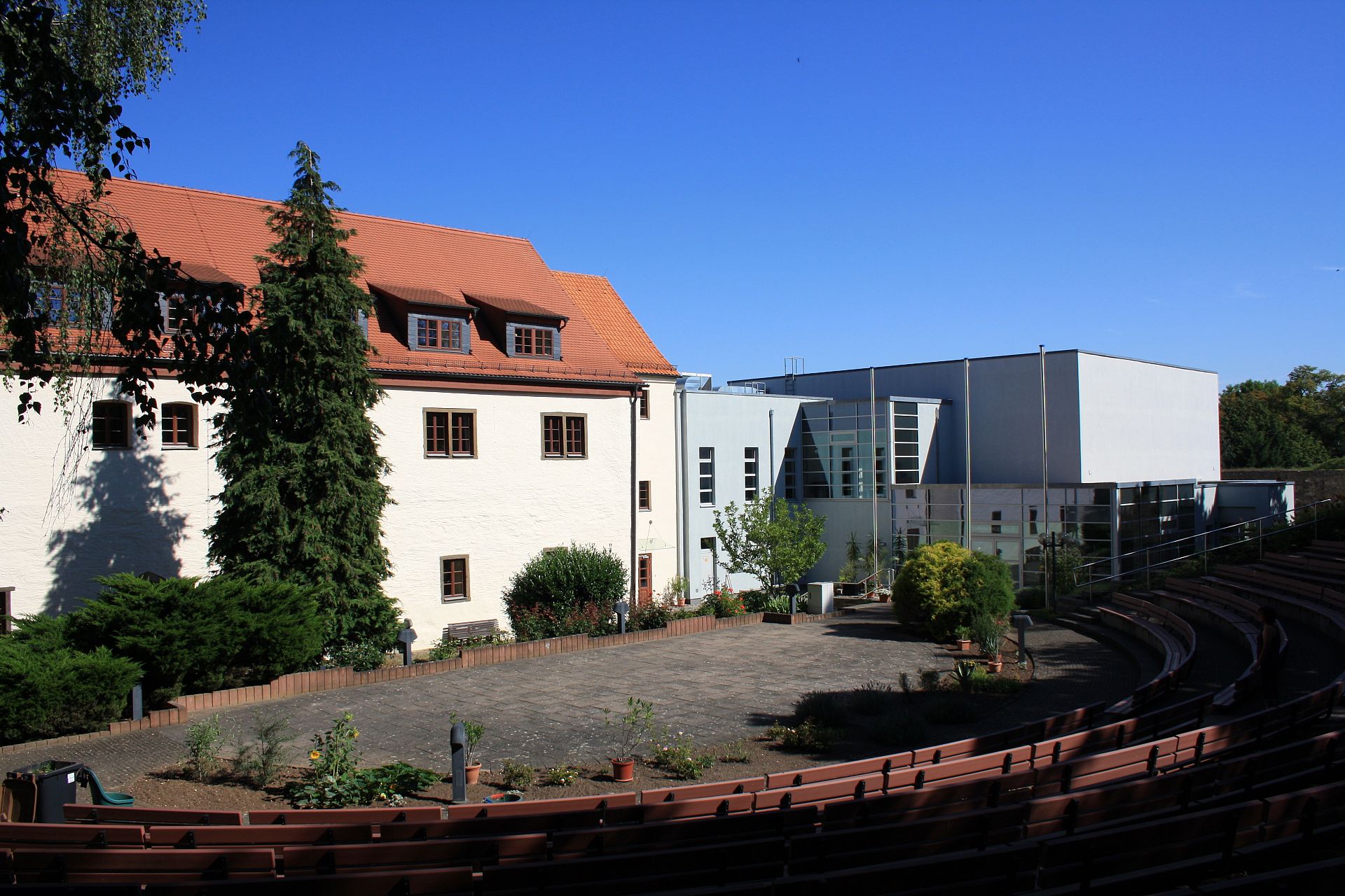 Altes Schloss & Musikschule